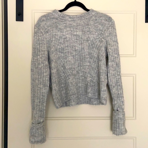 H&M sweater size S SOLD - Picture 1 of 2